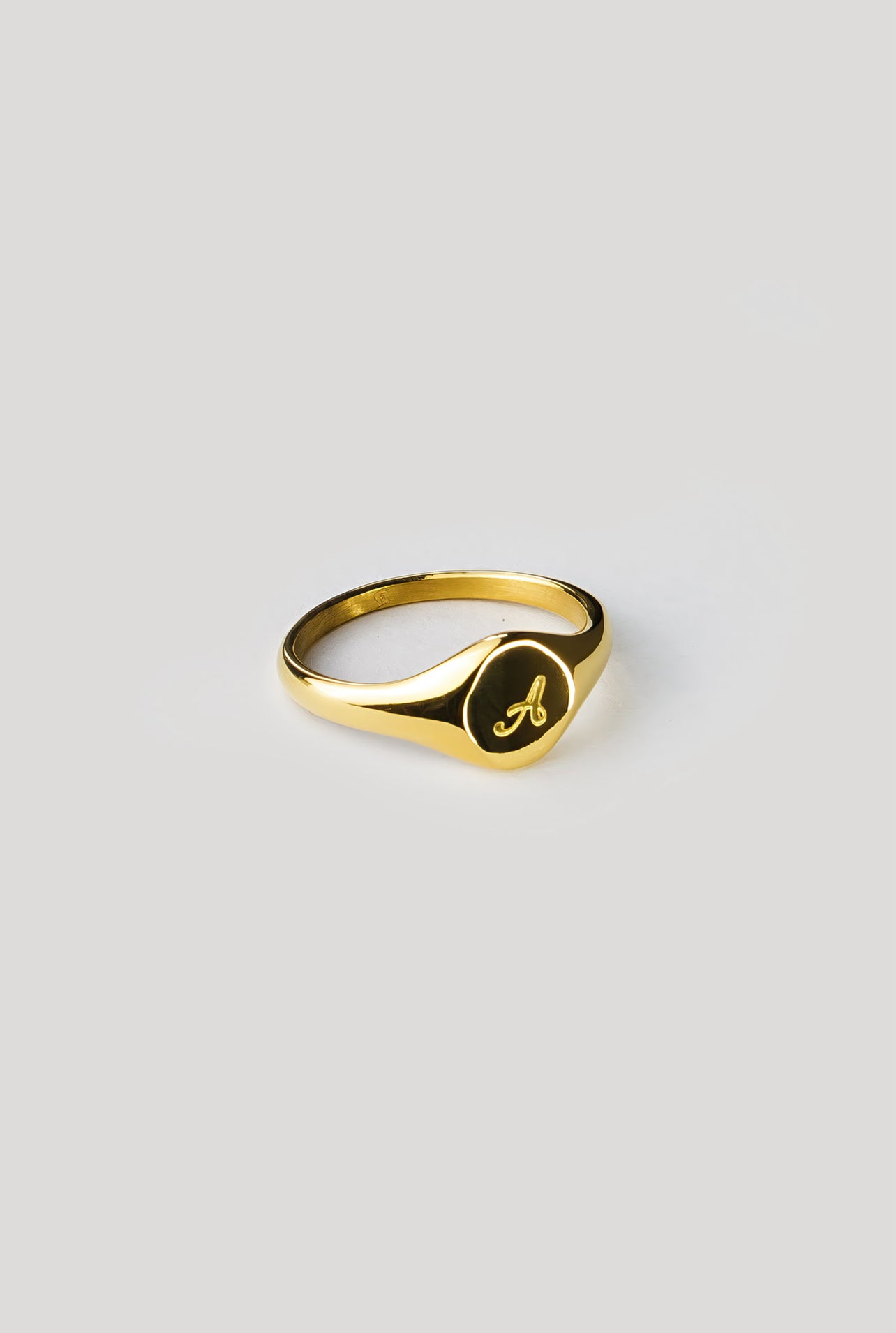 A Gold Signet Ring