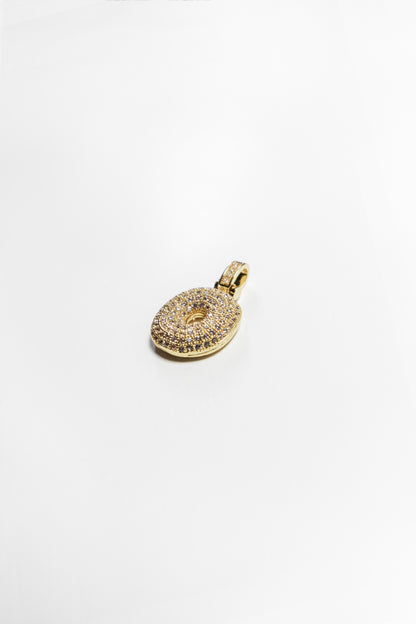 O Bubble Letter Pendant - Gold